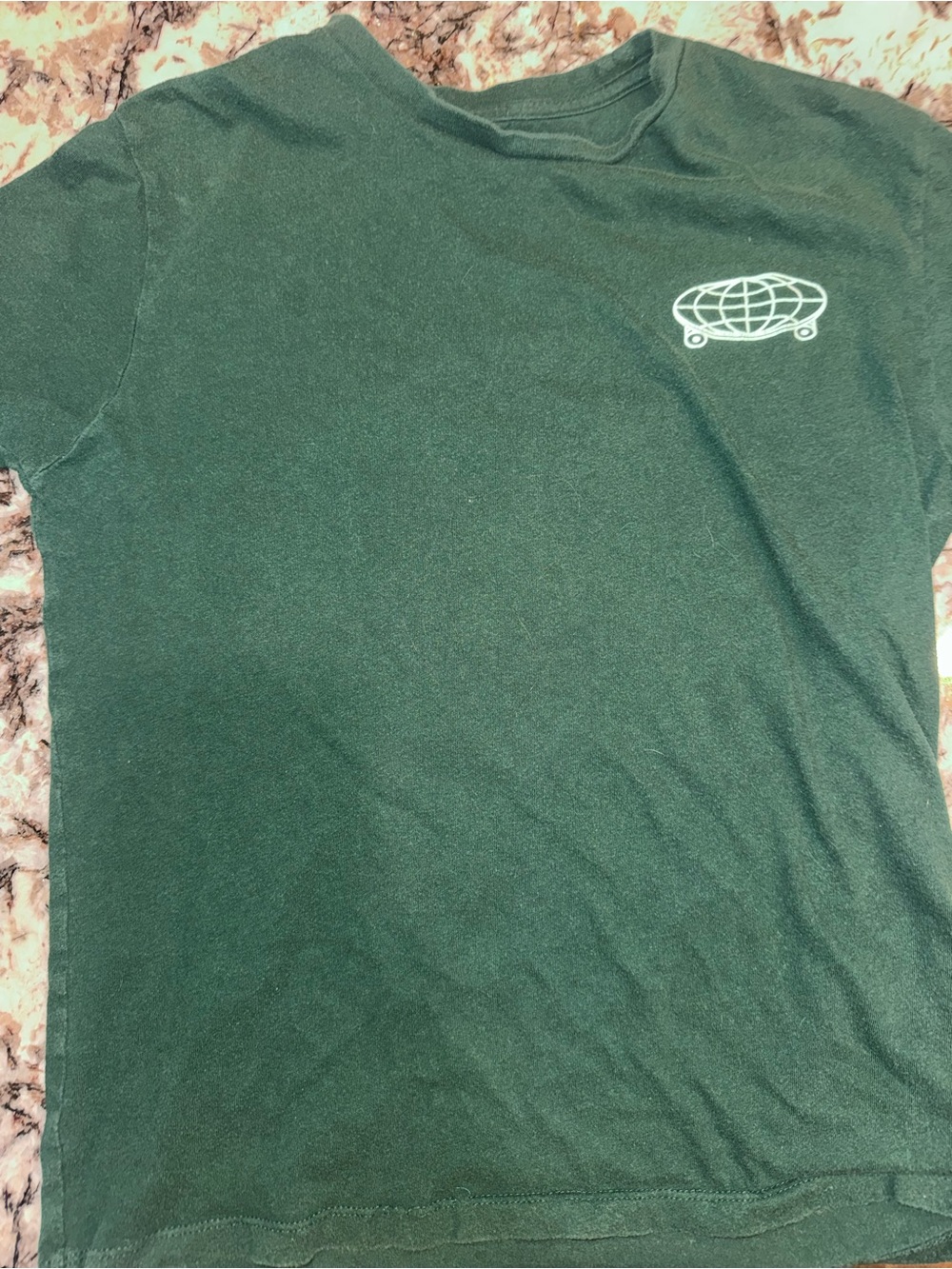 Kids Forest Green Short-Sleeve Graphic Tee with Globe Skate Motif